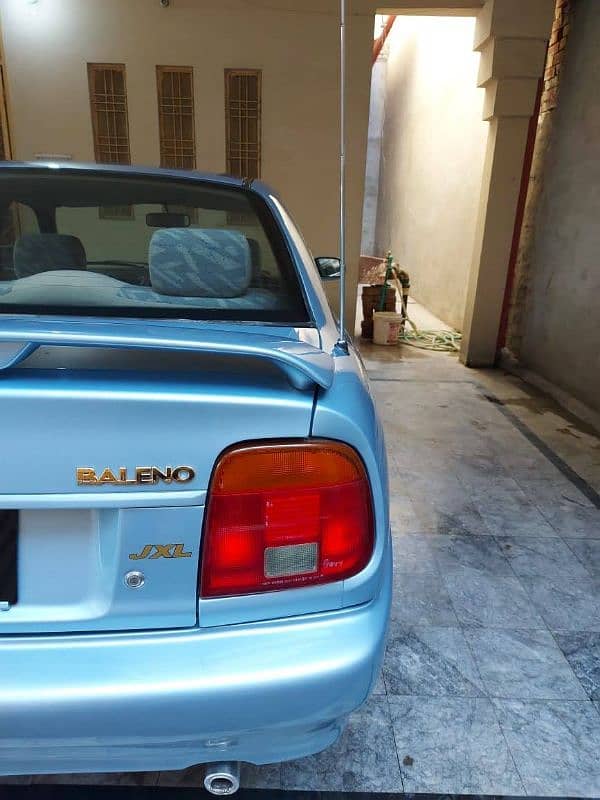 Suzuki Baleno 2003 4