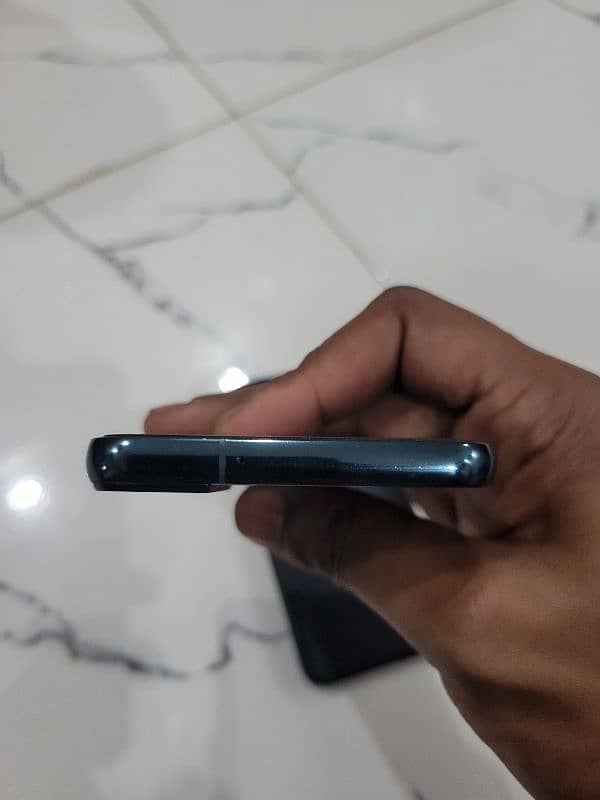 samsung s22 non pta exellent  condition 4