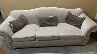 5 seater Sofa Set - Almost New (urgent sale)