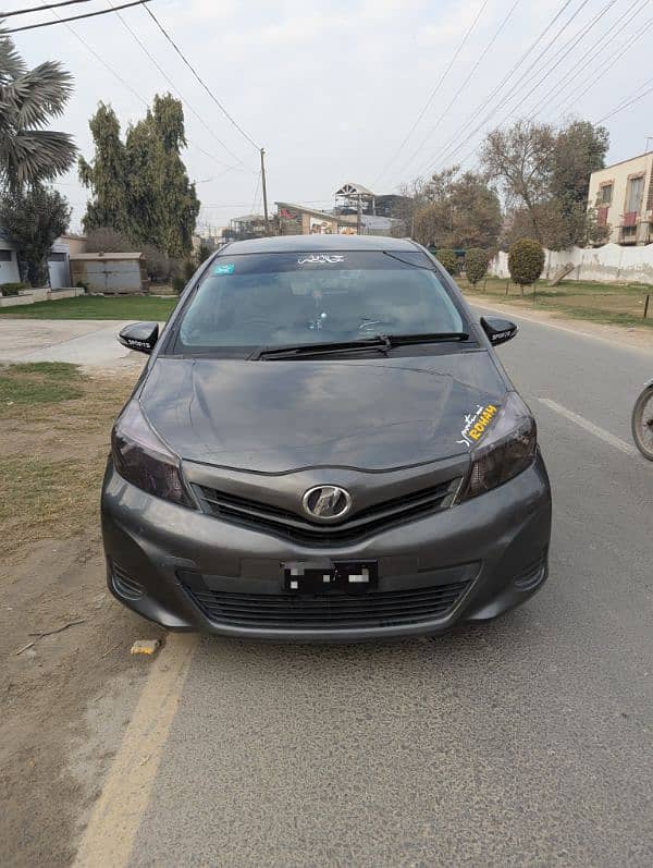 Toyota Vitz 11/14 model for sale home used car 1