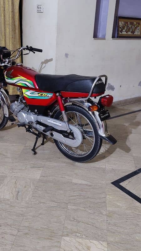 Honda 70 2o22 neat condition o346/81/82/869/ 6