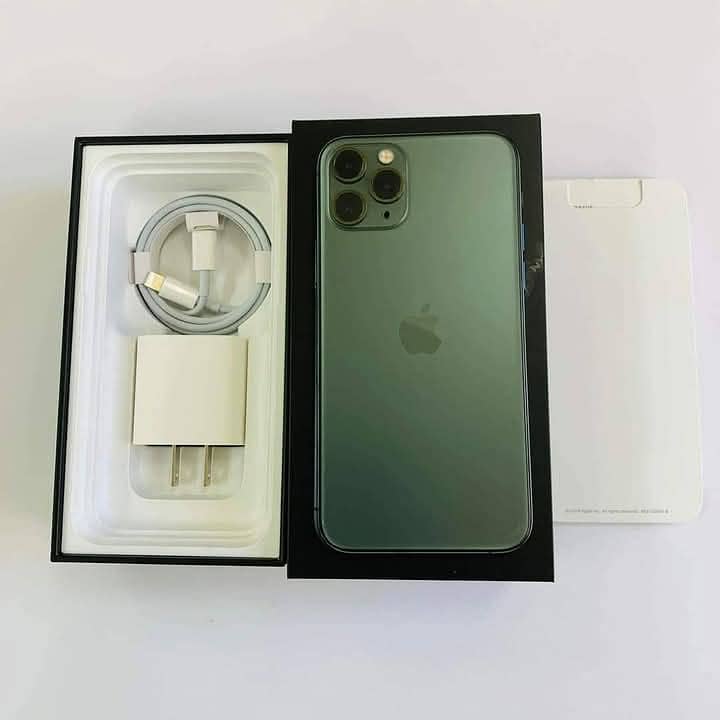 All series apple I phone available on instalment Whatsapp 3293905760 0