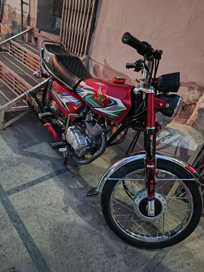 Honda CG 125 2023 1