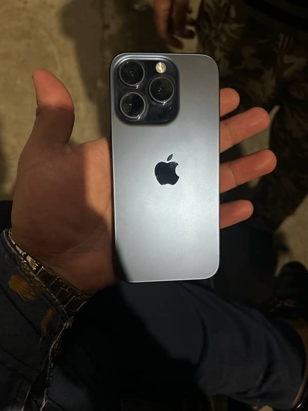 Iphone 15 pro jv 4