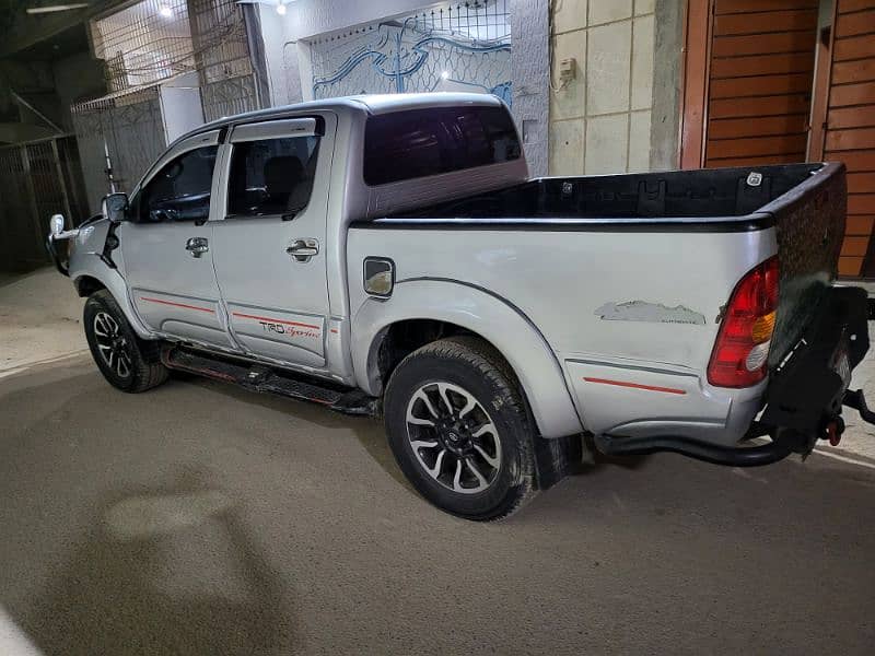 Toyota Hilux 2005 5