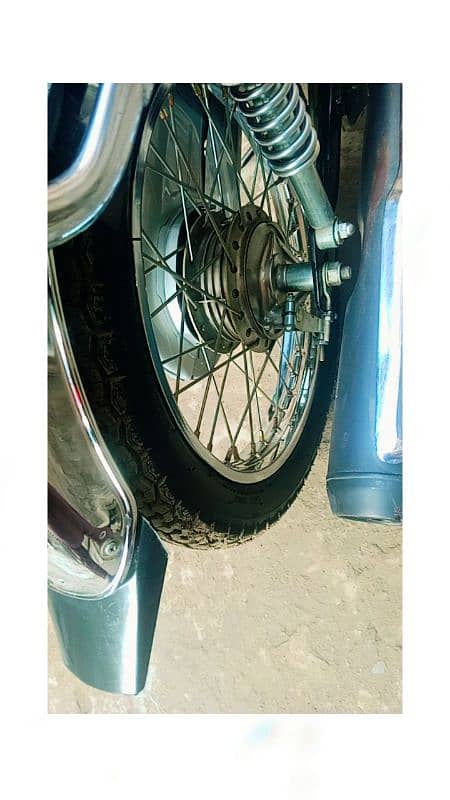 honda 125 peshhwar number da ok gada da searyous kasan rabta okai 6