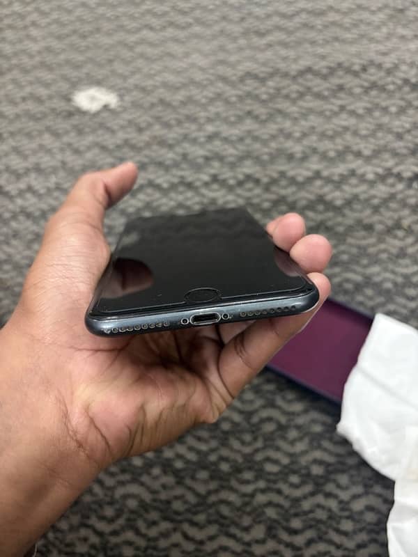 Iphone 8 plus PTA 256gb Approved 7