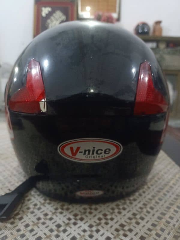 V-nice Original Helmet 1