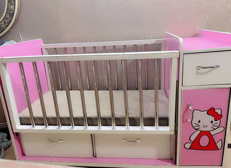 baby cot with mattres 1