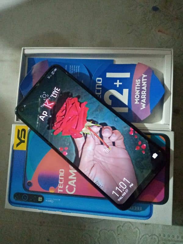 Tecno Camon 12Air   64GB. 4GBRam box charger sath all ok 9