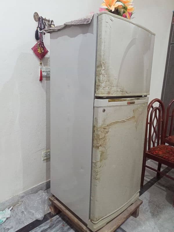 Dawlance Fridge Good in Condition 0