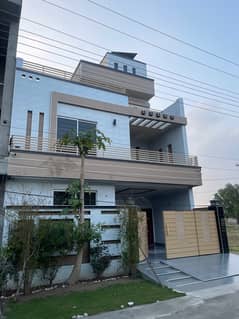 10 Marla Triple Story House For Sale In Engineers Town