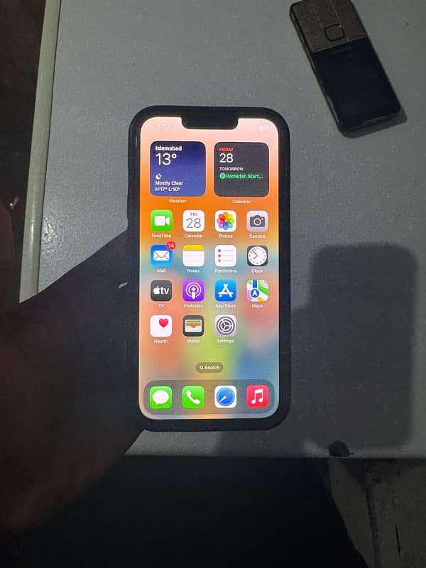 IPhone 13 brand new condition 4