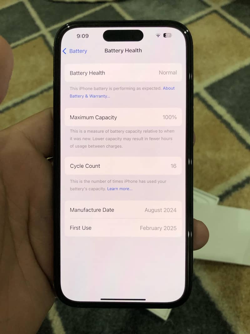 Iphone 15 jv 128 gb only 16 cycle count Condition like as new 100 bh 6