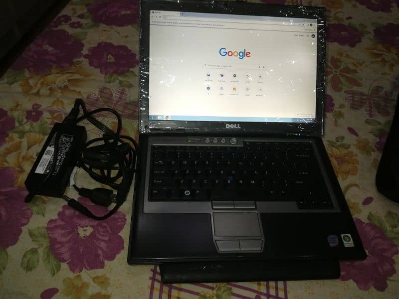 DELL LATITUDE D630 (4+160GB) 6