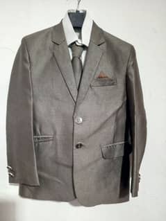 Three piece pent coat