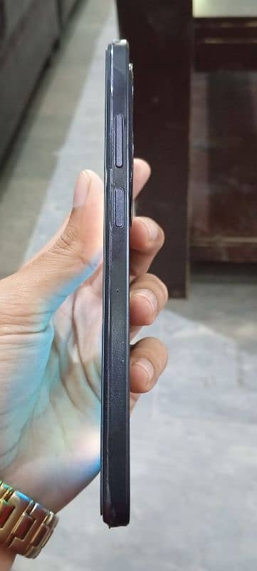 Oppo A60 8+8/256 For Sale 3