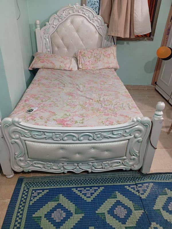 bed for sell 3