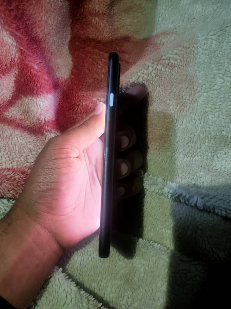 Google pixel 4a no box no charger touch screen break . 6 128 4