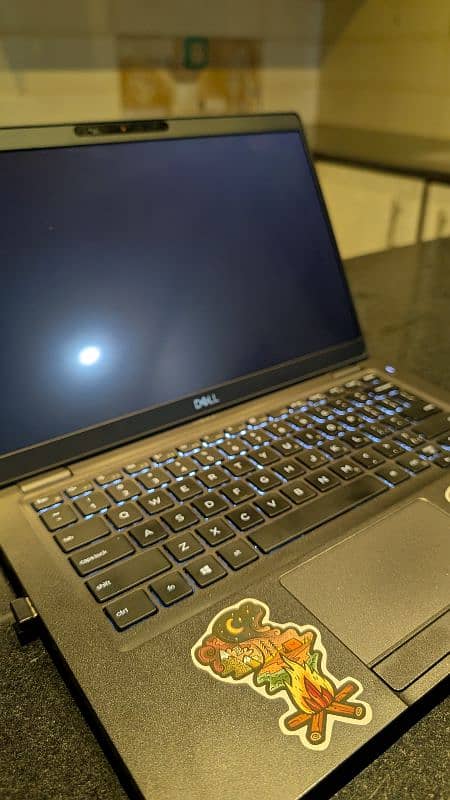 Dell Latitude 5300 - i5 8th Gen - 16 GB RAM DDR4 - 256GB 1