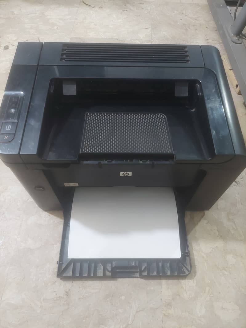 Printer HP 1606 LaserJet in Good Condition 0