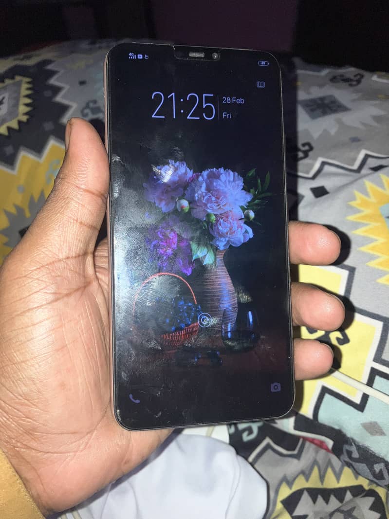 Vivo Y81s 6/128 0