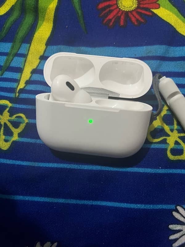 AirPod Pro 2 1 bud is missing Contact 03708318718 4