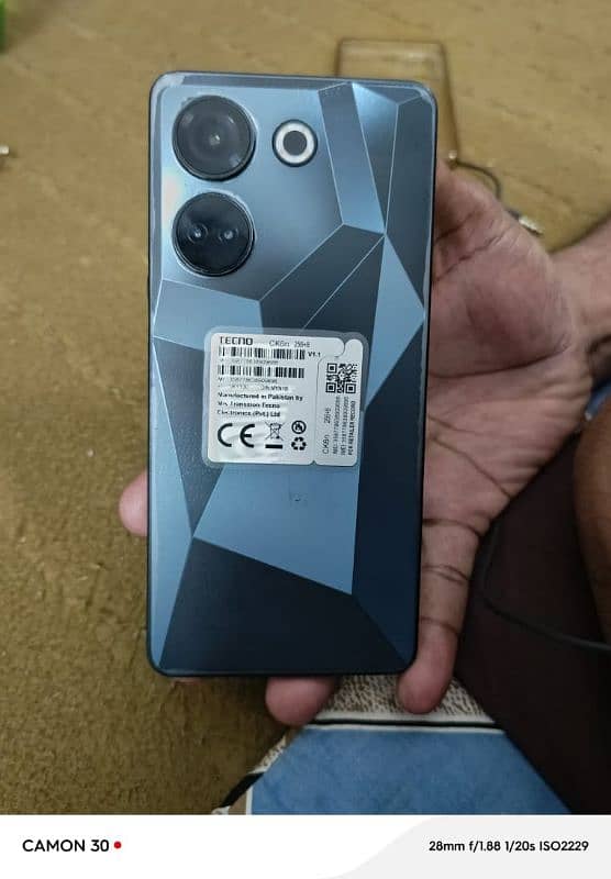 tecno camon 20 8+8/256gb new condition and completely box 0