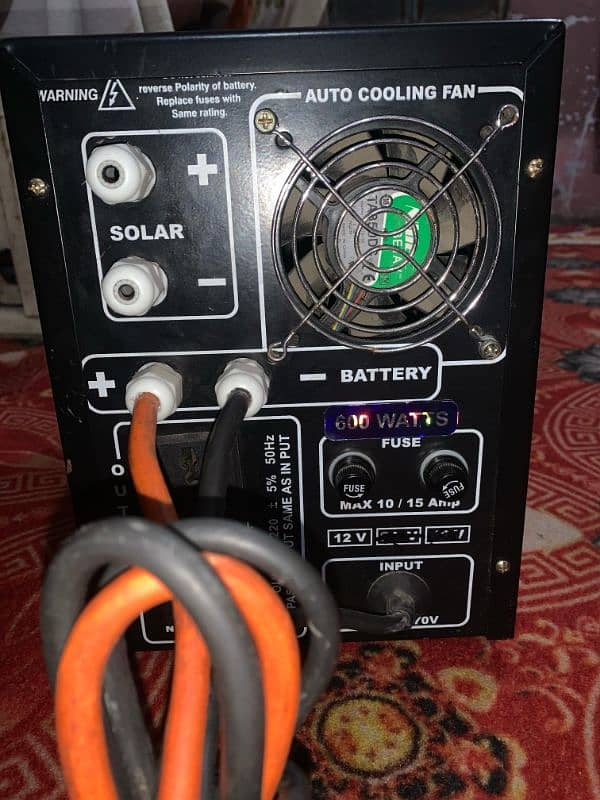 Energy Solution UPS 600 watts 1