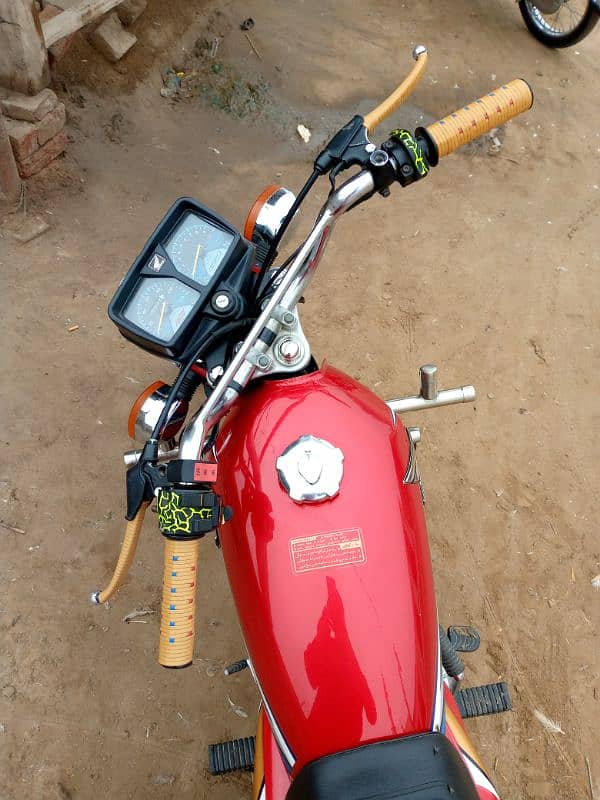 Honda 125cc 2019 Bata 2020 model 5