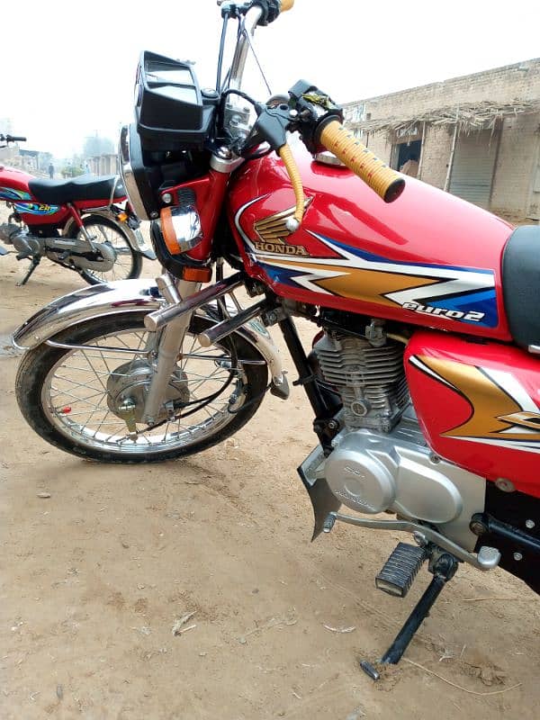 Honda 125cc 2019 Bata 2020 model 6