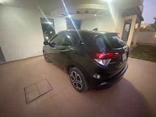 Honda Vezel 2015 3