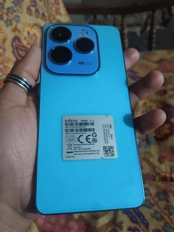 Infinix Hot 40 pro 4