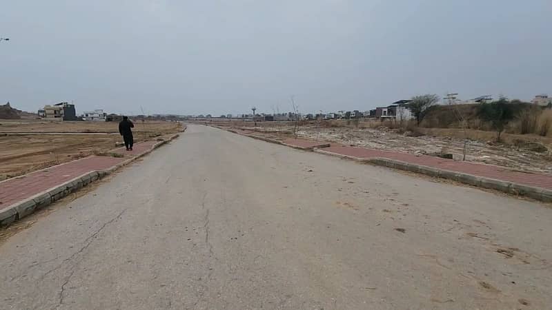 10 Marla Low-Cost Ready for Construction Plot J Block, Bahria Town Phase 8 7