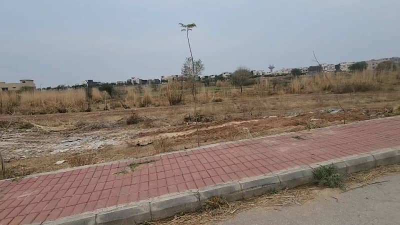 10 Marla Low-Cost Ready for Construction Plot J Block, Bahria Town Phase 8 8