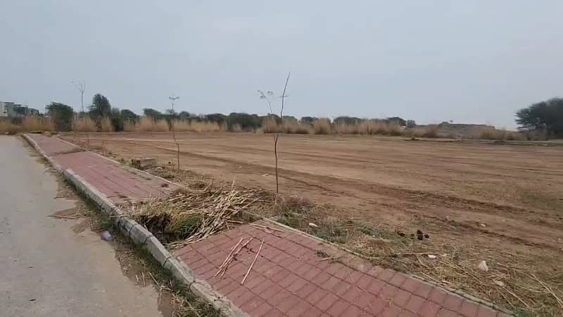 10 Marla Low-Cost Ready for Construction Plot J Block, Bahria Town Phase 8 10