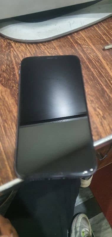 iphone 11 original display panel apple pulled 1