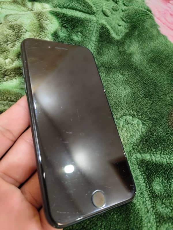 iphone 7 good condition 4