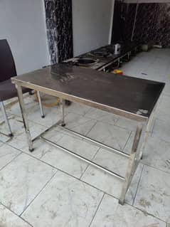 daining table