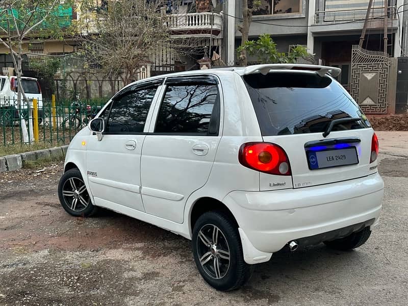 Chevrolet Joy Total genuine better thn Alto mehran cultus coure santro 18