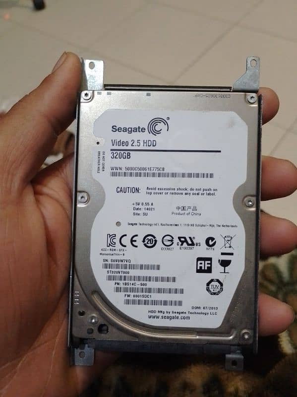 Seagate 320 gb Laptop hard drive 0