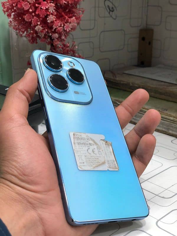 Infinix hot 40 pro 0