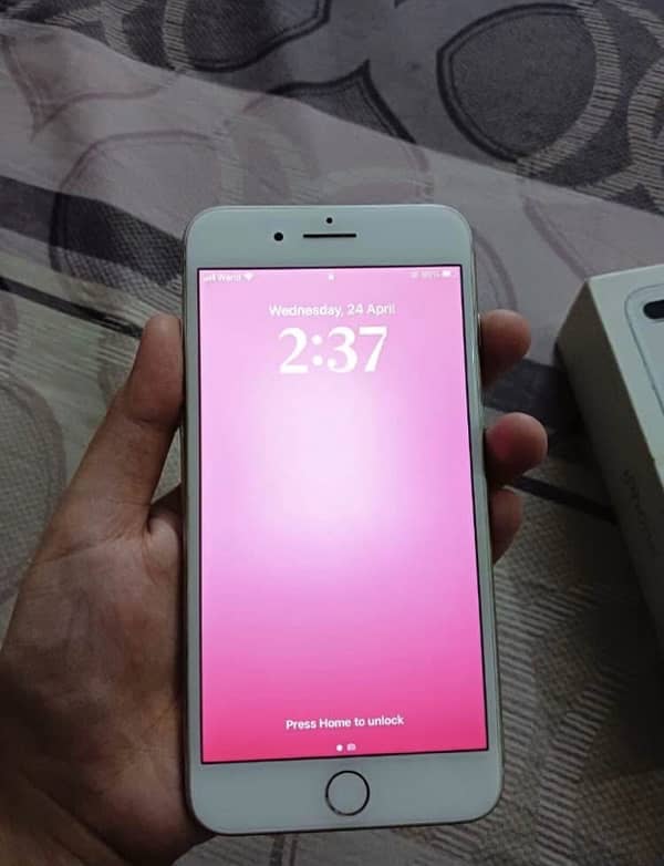 iphone 8plus 256 with box official approved 3