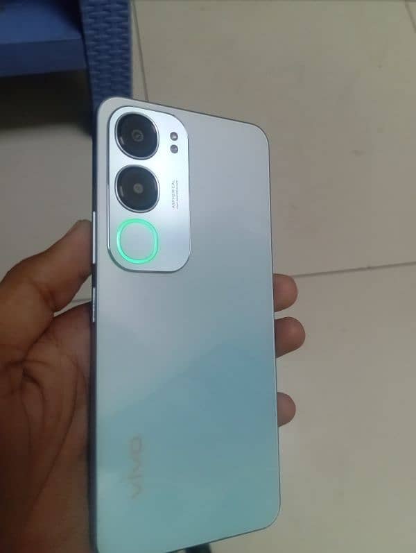 Vivo y 19s 0