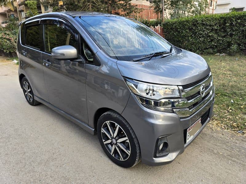 Nissan Dayz Highway Star 2018 Model 2022 Reg 1