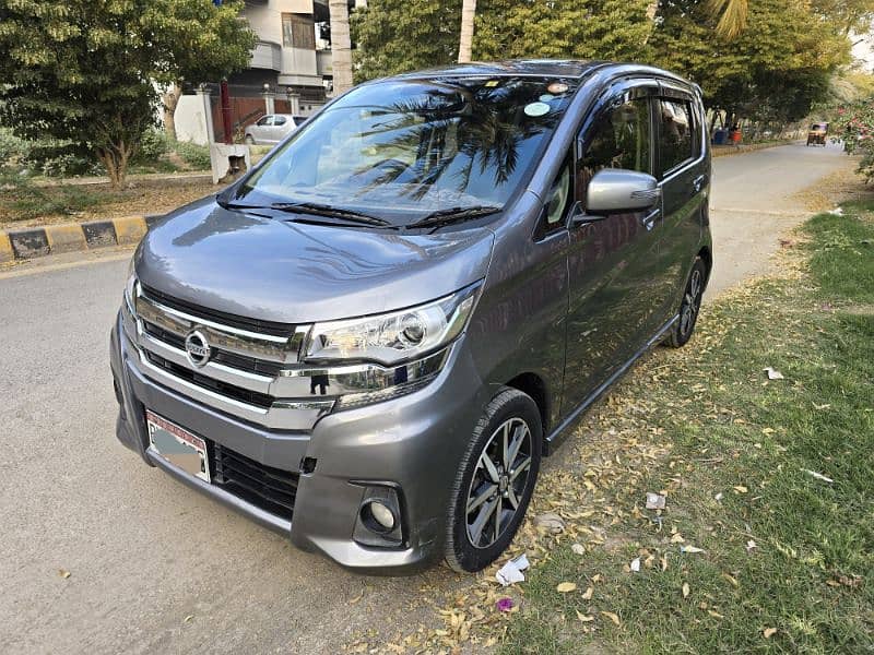 Nissan Dayz Highway Star 2018 Model 2022 Reg 2