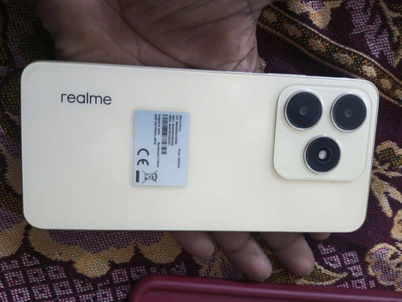 Realme C61, 0