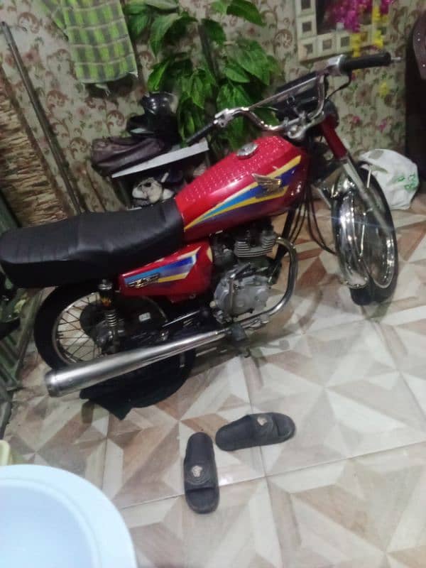 honda 125 2009 model lush condition engine was bht fit koi awaz nhi ha 5