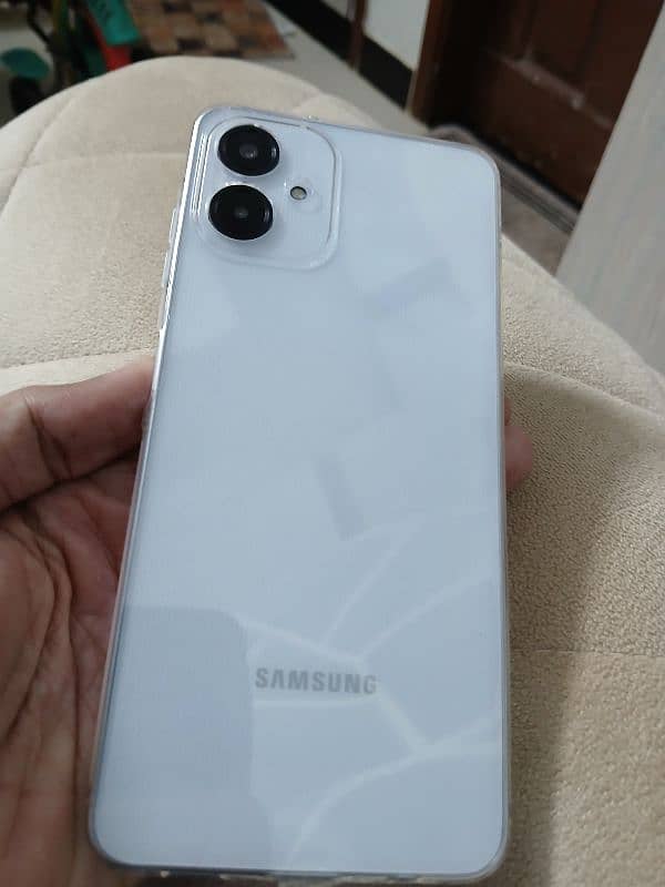 Samsung A06, 4/64 white 2