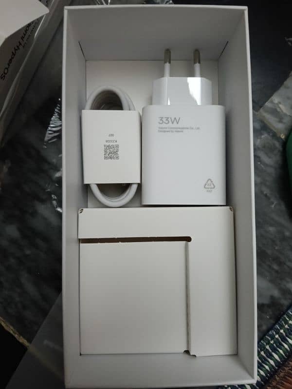 Redmi Note 14 8 256 Brand New condition 5